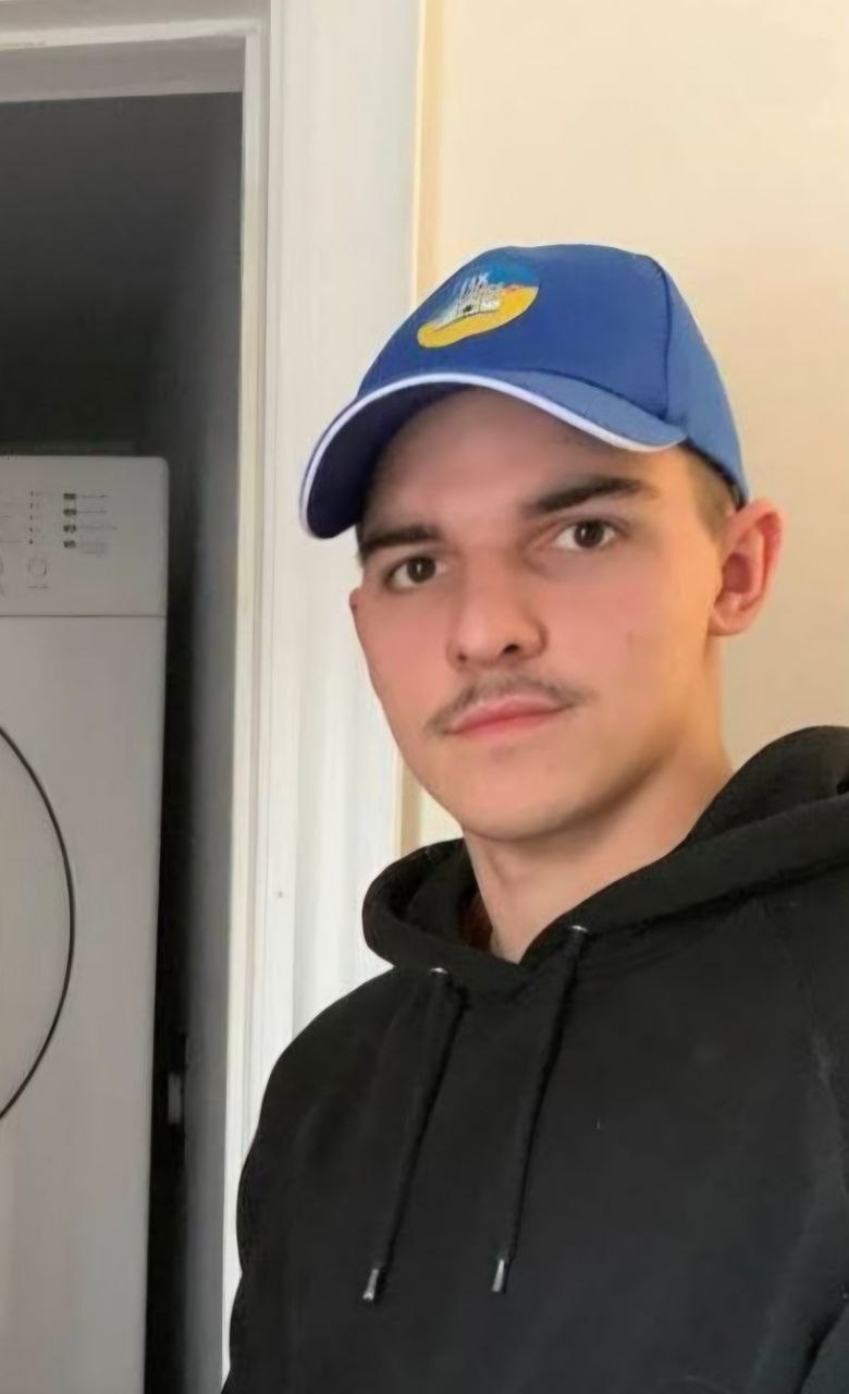 Alex, appliance repair technician.